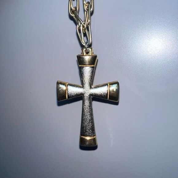 Vintage Cross Pendant, Long Chunky Link Chain 13”-15.5” Gold & Silver Necklace - Picture 2 of 8